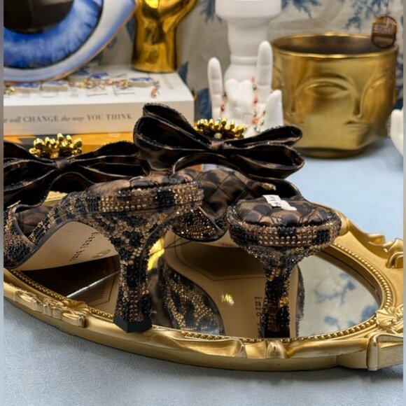 🆕 GIANNI BINI 🧿NWOB PeekaTwo Leopard Print Crystal Keyhole Ornament Sandal Sz8 - Picture 11 of 15